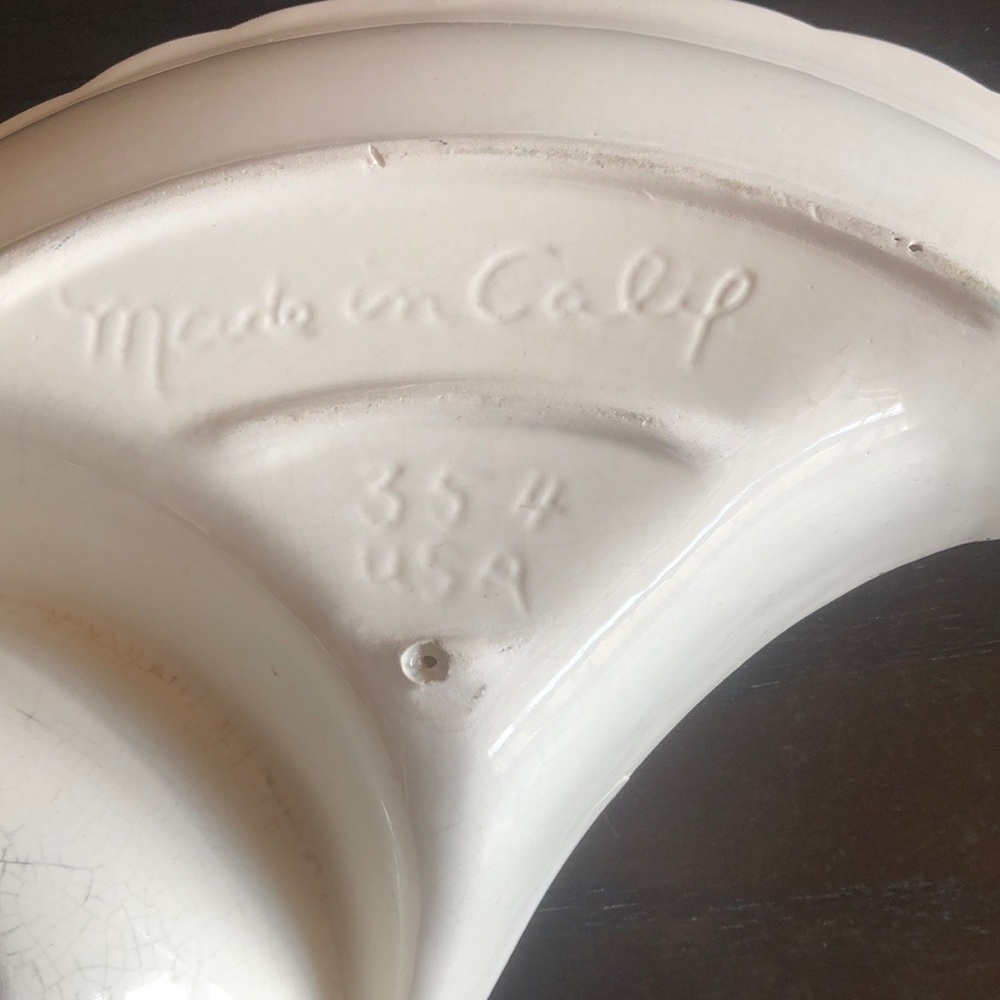 California Pottery MCM Vintage Serving Platter Gold Trim Beautiful! Stamped - Picture 4 of 8